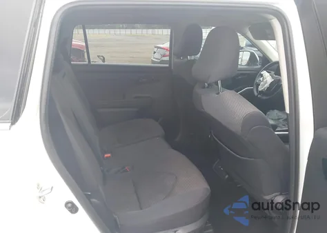 2021 Toyota Highlander L z USA, uszkodzony, nr VIN 5TDCZRAH5MS053260